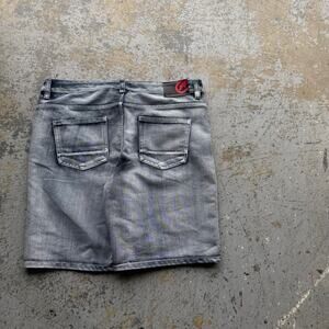 Y2K 2000’s Ecko Unltd. Loose embroidered jorts